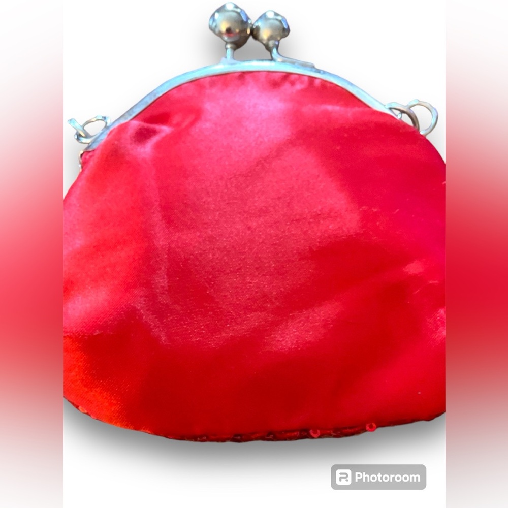Mini Red Harajuku Purse - Picture 2 of 4
